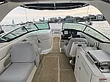 Sea Ray SLX 300 - Internal image