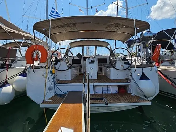 Sun Odyssey 410 (3 cab.)