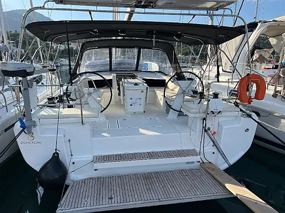 Oceanis 46.1 (5 cabins)