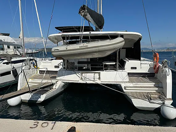 Lagoon 42