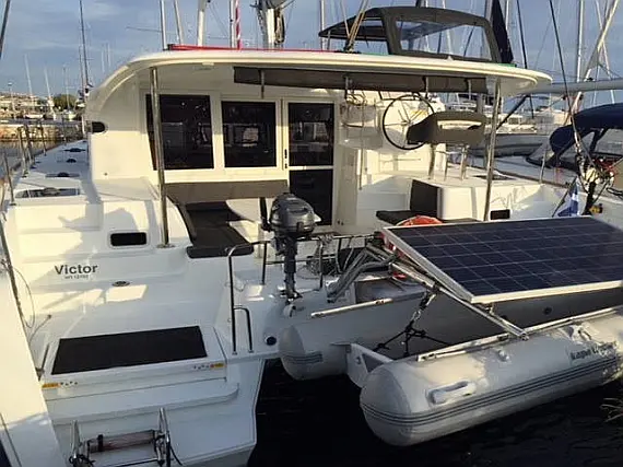 Lagoon 40 (4 cab.)