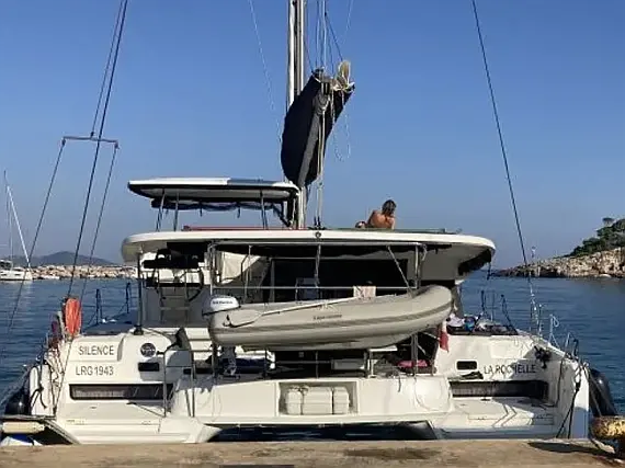 Lagoon 42 (4 cab.)