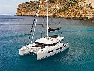 Lagoon 50 (6 cab.) - External image