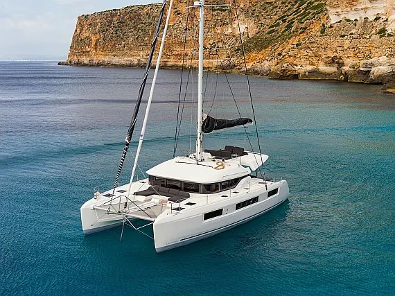 Lagoon 50 (6 cab.)
