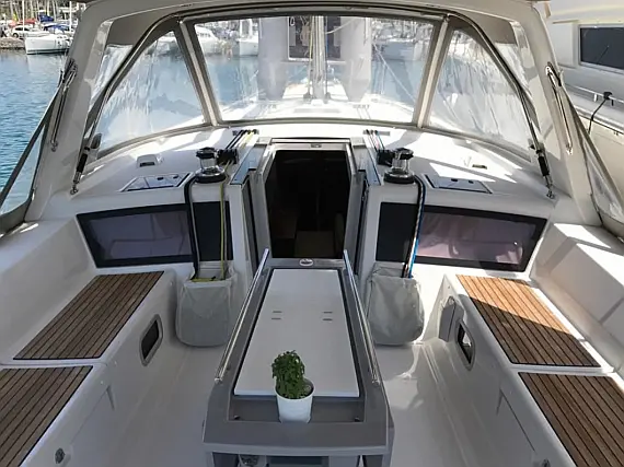 Oceanis 48 (5 cab.)