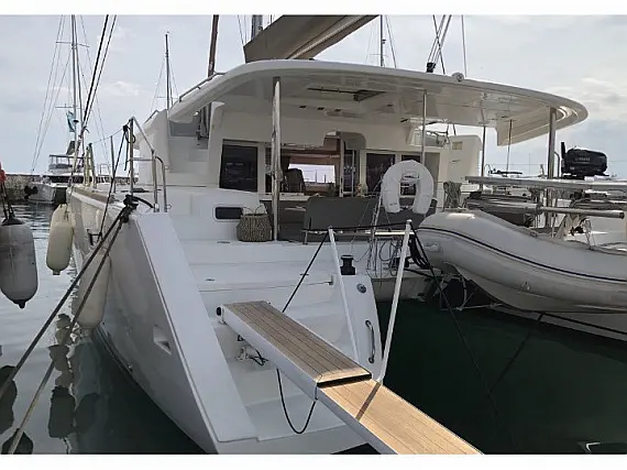 Lagoon 450 F (4 cab)