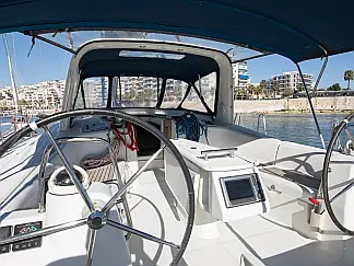 Oceanis 50 (5 cab.) - External image