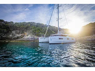 Lagoon 46  - External image