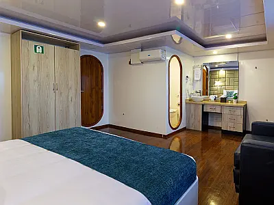 boat-image