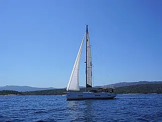 Dufour 530 - External image