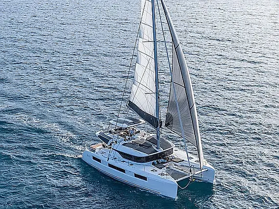 Lagoon 51