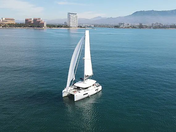 Lagoon 40