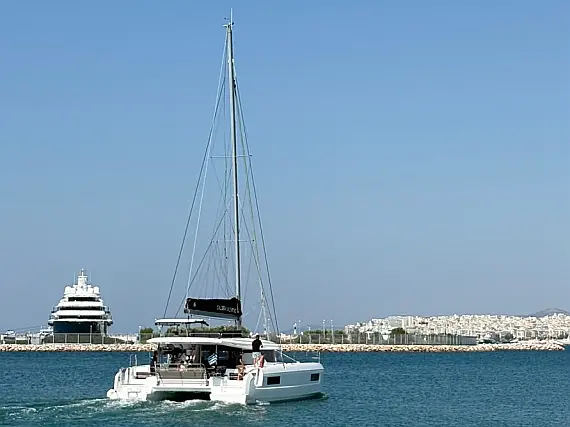 Lagoon 43