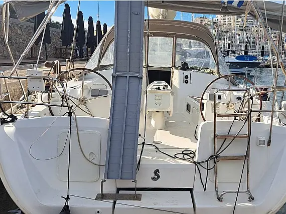 Cyclades 50.5