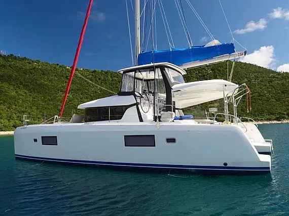 Lagoon 42, 2020,  Air Condition, Generator, Water maker, Solar panel, Only with skipper, 2 SUP offered free