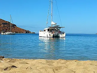 Lagoon 39 - External image