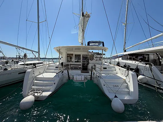 Lagoon 39