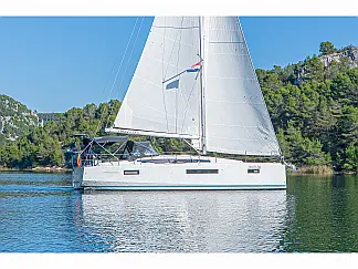 Sun Odyssey 410 - External image