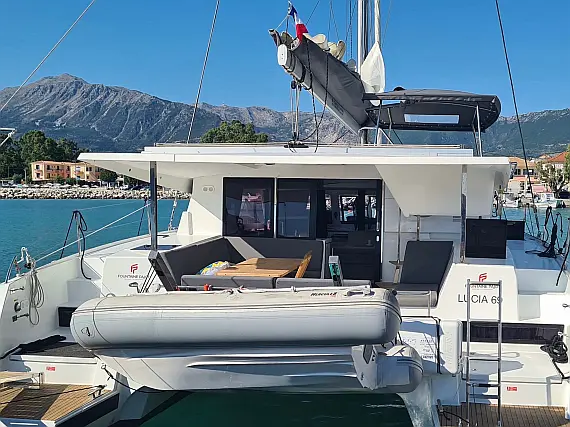 Lucia 40
