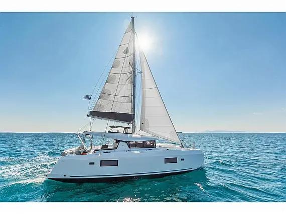 Lagoon 42