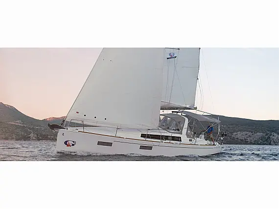 Oceanis 38.1 - External image