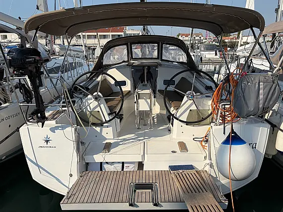Sun Odyssey 349