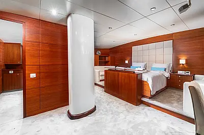 boat-image