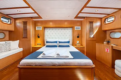 boat-image