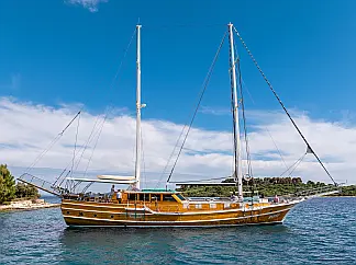 Gulet Anđeo - External image