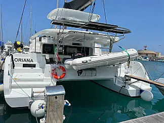 Lagoon 46 - External image