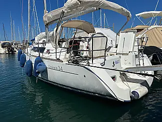 Oceanis 34 - External image