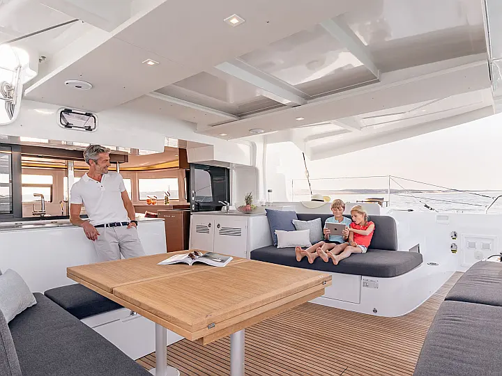 Lagoon 46 - 