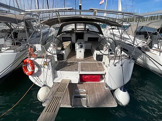 Sun Odyssey 490