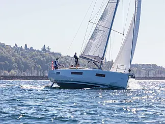 Sun Odyssey 440 - 3 cabins - External image