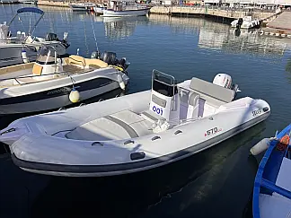 Selva 570 - External image