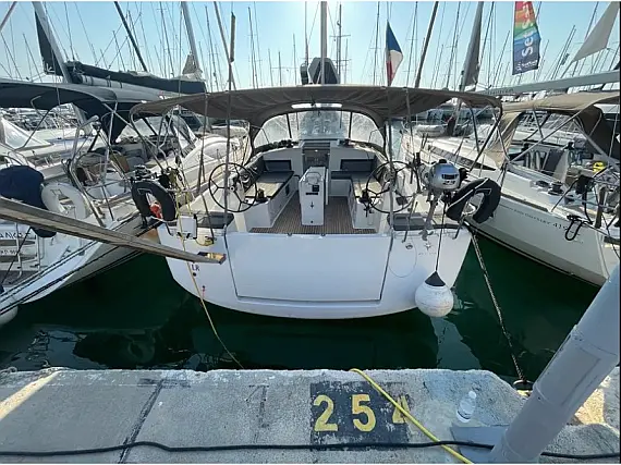 Sun Odyssey 490