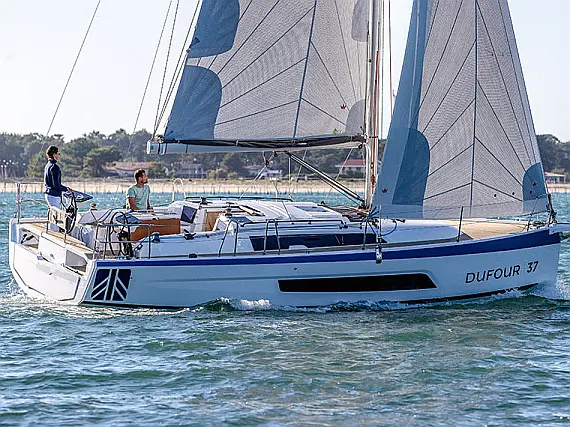 Dufour 37