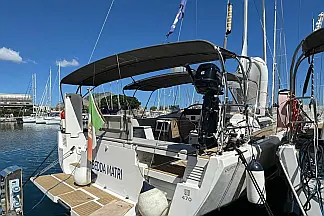 Dufour 470 - External image