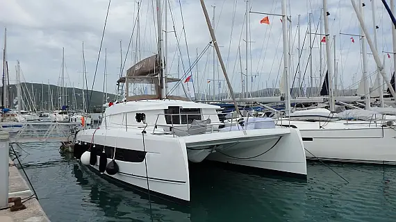 Bali 4.2 (katamaran) — Korfu, Grecja
