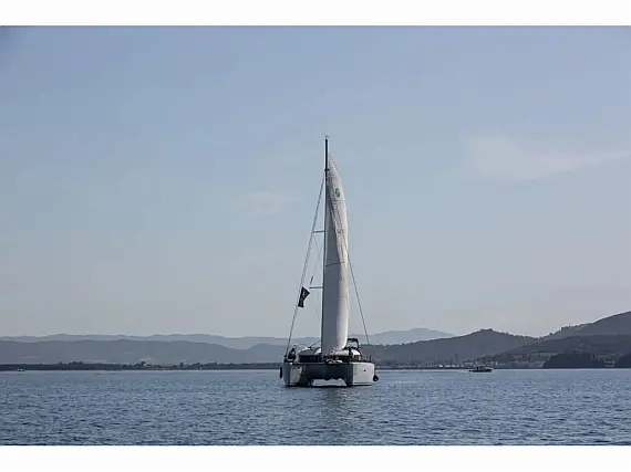 Lagoon 400 S2