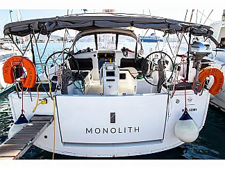 Sun Odyssey 440 - External image