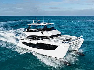 Aquila 50 Yacht - External image
