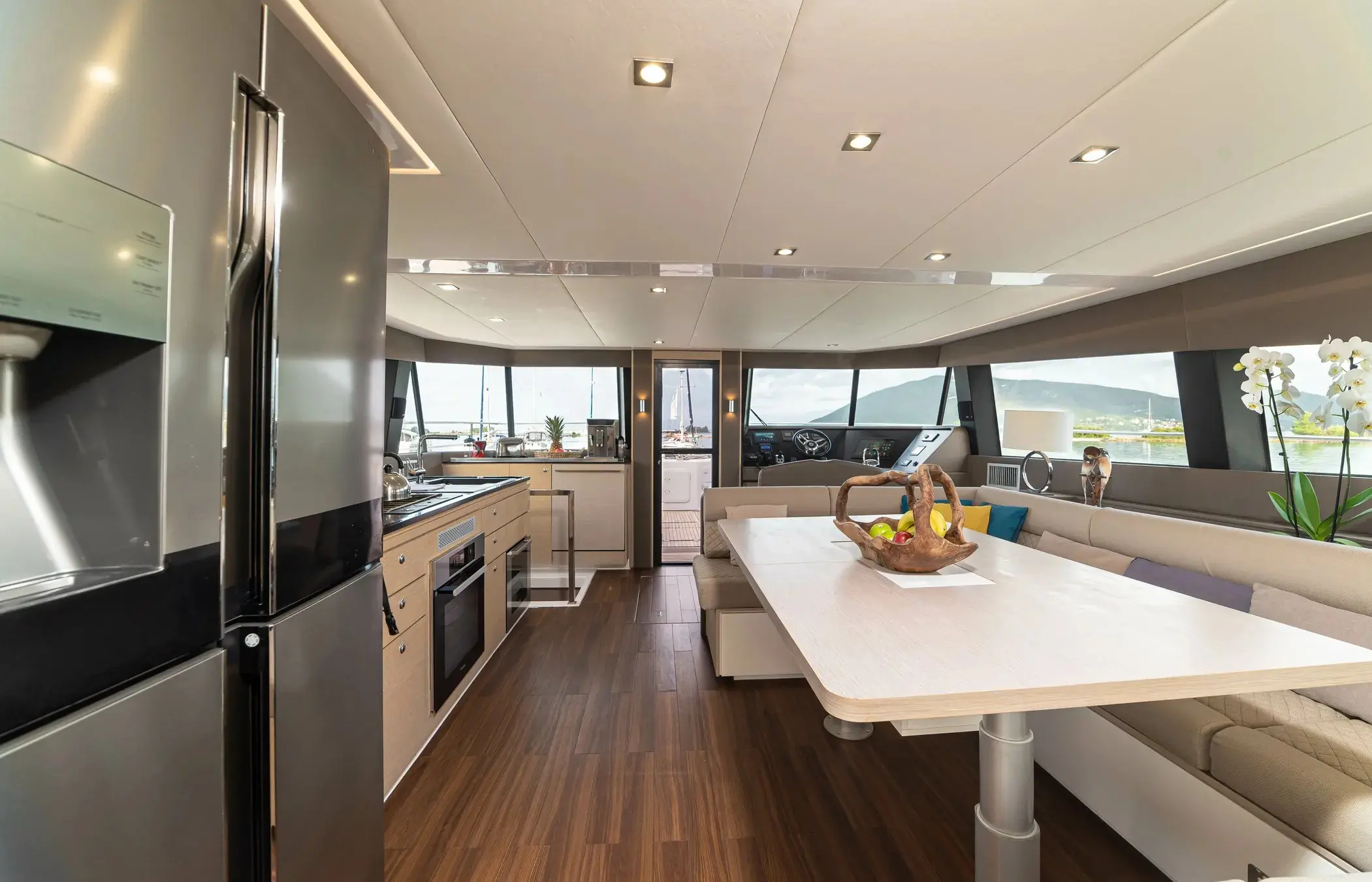 Aventura 50 Motor Yacht