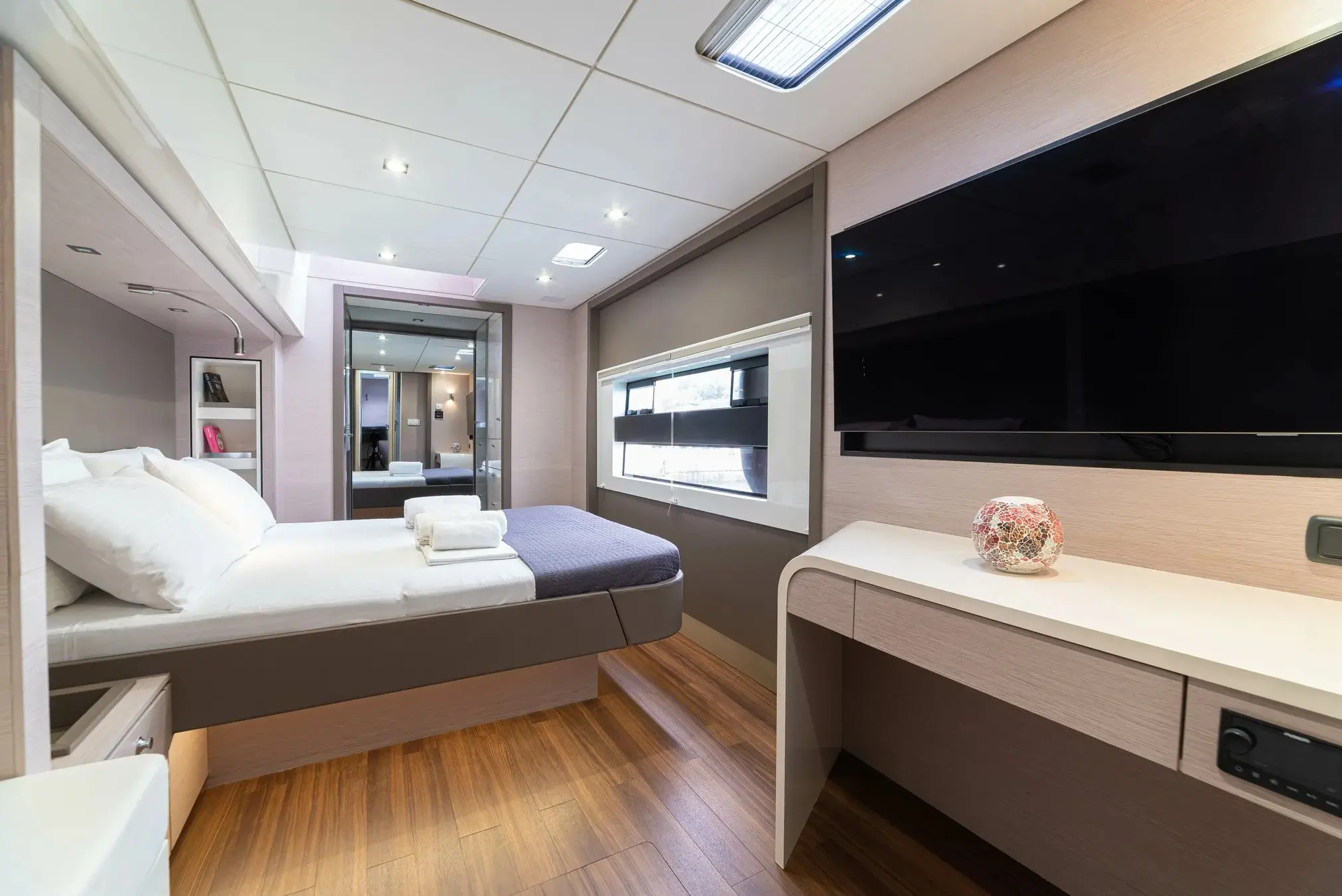 Aventura 50 Motor Yacht