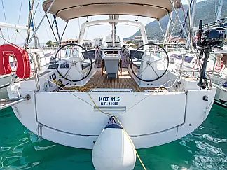 Oceanis 41.1 - External image