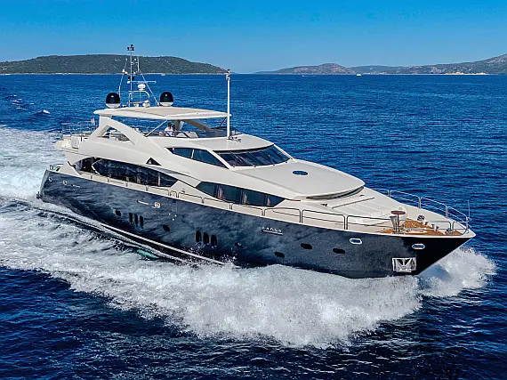Sunseeker Yacht 34M