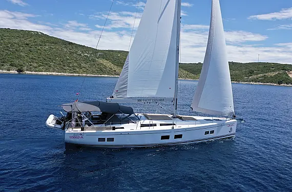 Hanse 548