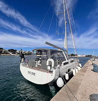 Beneteau 54 - External image