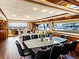 Ferretti 880 - Internal image