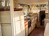 Nicols Sedan 800 - Internal image